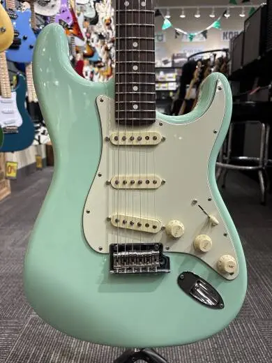 Fender - American Professional II Stratocaster Ltd. Edition 2