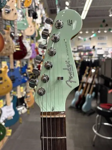Fender - American Professional II Stratocaster Ltd. Edition 2