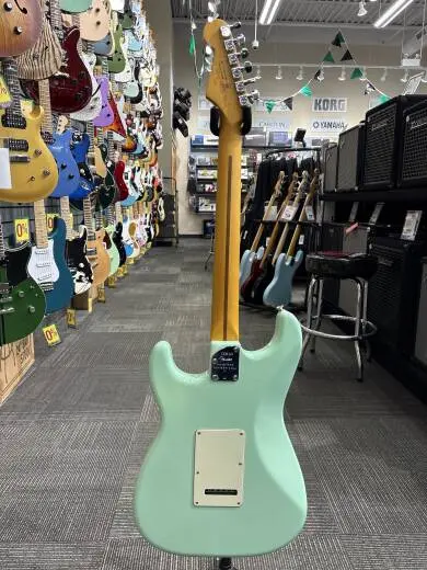 Fender - American Professional II Stratocaster Ltd. Edition 2