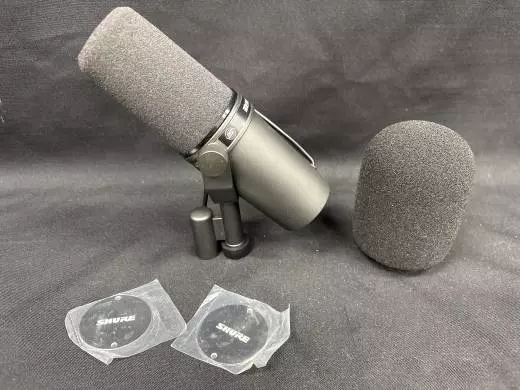 Shure - SM7B 2