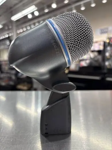 Shure - BETA52A