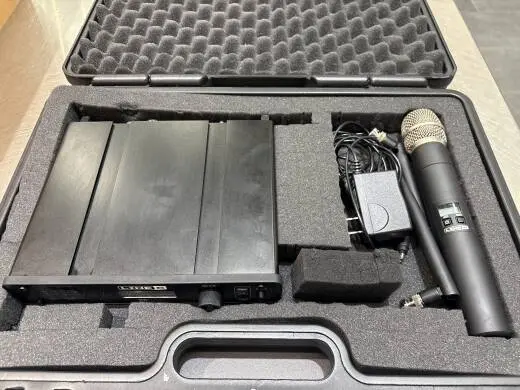 Line 6 - XD-V75 Wireless Handheld 2