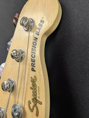 Squier - Affinity PJ Bass - Black 2