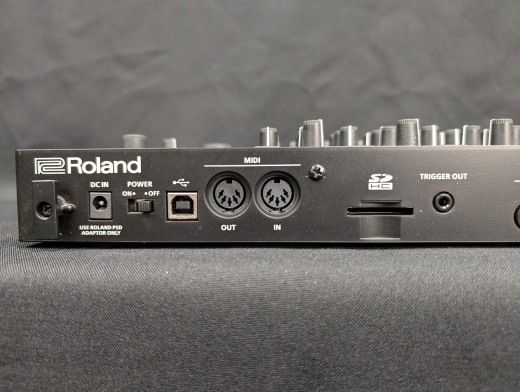 Roland - TR-8S 3