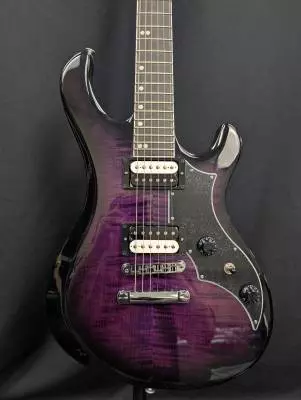 Gibson - Victory - Figured Dark Purple Burst 2