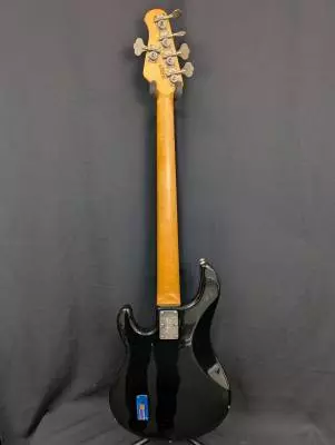 Ernie Ball String Ray 5 Bass - Black 2