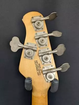 Ernie Ball String Ray 5 Bass - Black 2