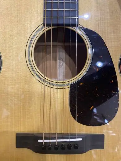 Martin Guitars - 0-18 2