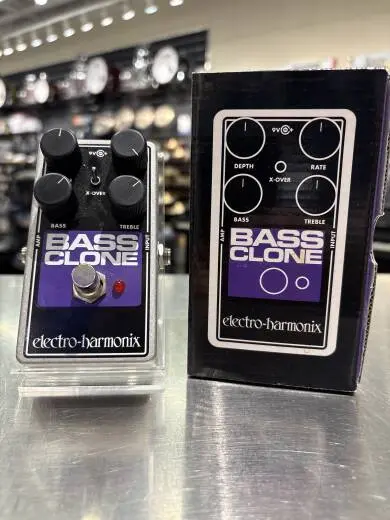 Electro-Harmonix - BASS CLONE