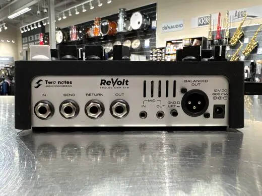 Two Notes - ReVolt Bass Preamp 2