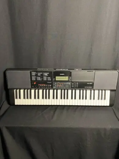 Casio - CT-X700