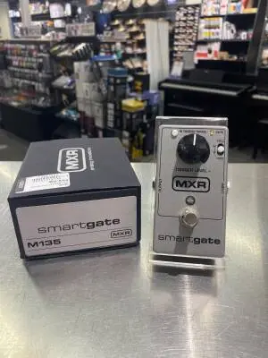 MXR - SMART GATE NOISE SUPRESSOR