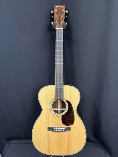 Martin Guitars - Modern Deluxe Grand Concert