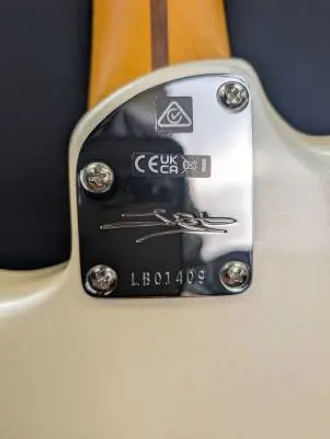 Fender - Lincoln Brewster Strat - Olympic Pearl 2