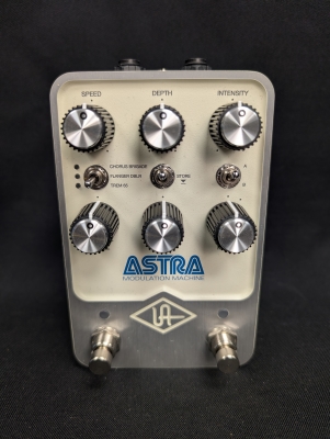 Universal Audio - Astra 2