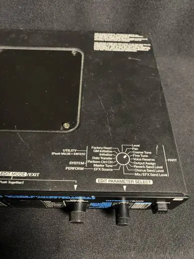 ROLAND JV-1010 2