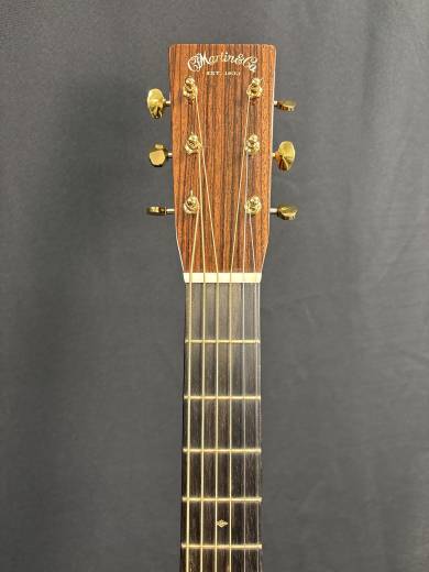 Store Special Product - Martin Guitars - 00-28 MD