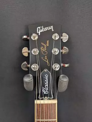 Gibson - Les Paul Classic - Heritage Cherry Sunburst 2