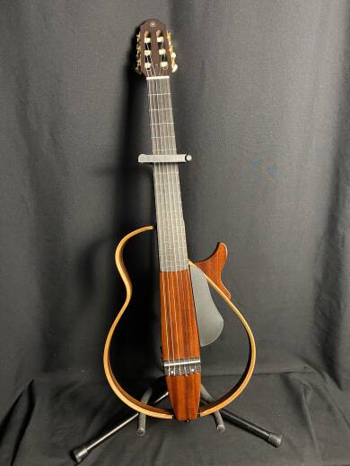 Yamaha - SLG200NW NT