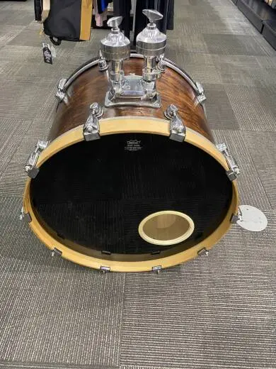 22X18 KICK DRUM