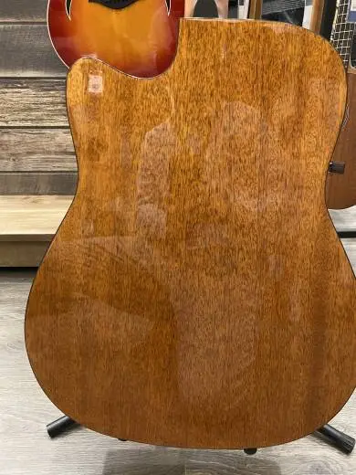 Yamaha - FGX800C 2