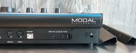 Modal Electronics - COBALT8M 4