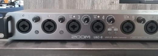 Zoom - UAC-8 2