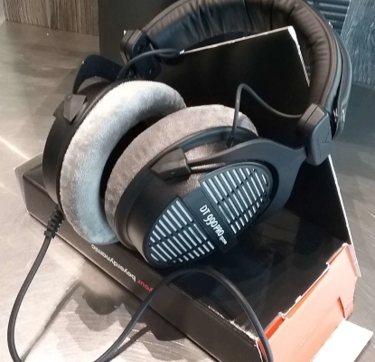 Beyerdynamic - DT990 PRO-250 3