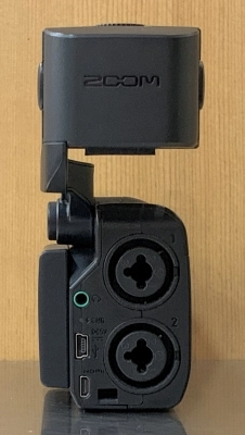 Zoom - Q8 ZOOM Handheld Video Recorder 2