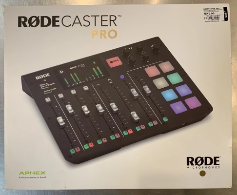 Rode - RODECASTER PRO Podcast Production Studio 3