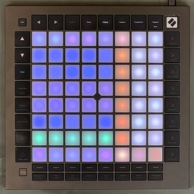 Novation - LAUNCHPADPRO MK3 Grid Controller