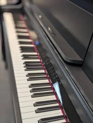 Roland - LX-6 Digital Piano 2