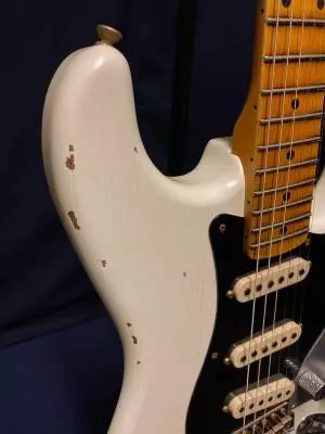 Fender - Limited Edition Relic Poblano II Stratocaster 2