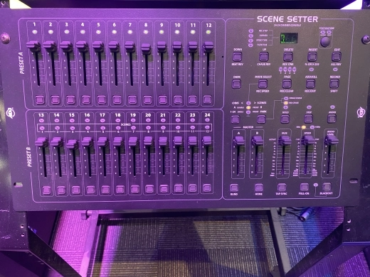 American DJ - SCENE SETTER 2