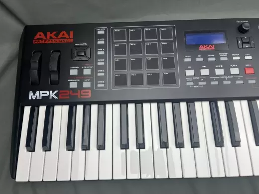 Akai - MPK249 4