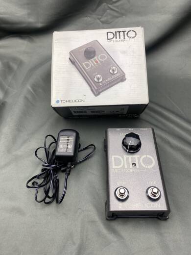 TC-Helicon Ditto Mic Looper Pedal | Long & McQuade