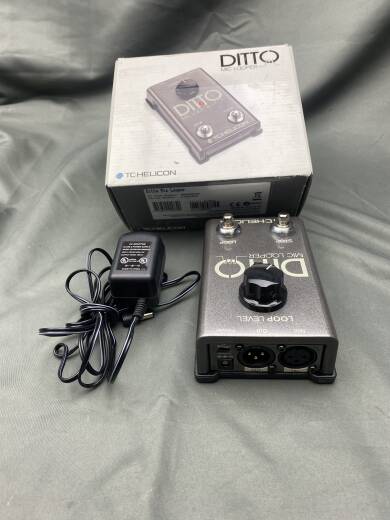 TC-Helicon Ditto Mic Looper Pedal | Long & McQuade