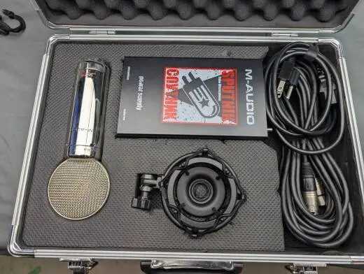 MAUDIO SPUTNIK TUBE MICROPHONE 2