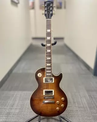 GIBSON LES PAUL STANDARD 2