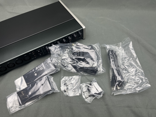 Tascam - US-16X08 2