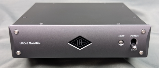 DTM・DAW UAD-2 Satellite Quad Core TB3 UAD-2 Satellite Thunderbolt 3 – Universal Audio