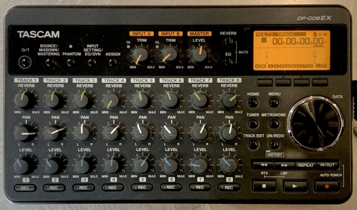 Gear Hunter | Tascam - DP-008EX Multi-Track Recorder