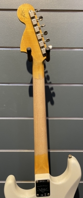 Fender - CS Limited '67 HSS Stratocaster Aged Olympic White 2