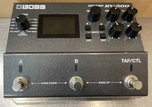 BOSS - RV-500 Reverb Pedal