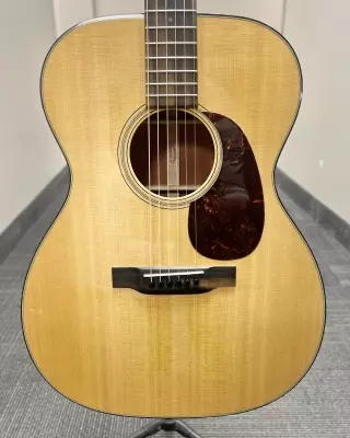 Martin 000-18 2014
