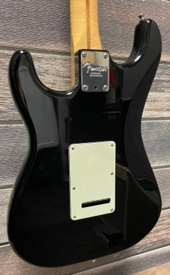 Fender - American Pro Stratocaster 2