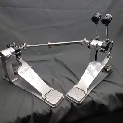 TRICK PRO 1-V SHORTBOARD - DOUBLE BD PEDAL