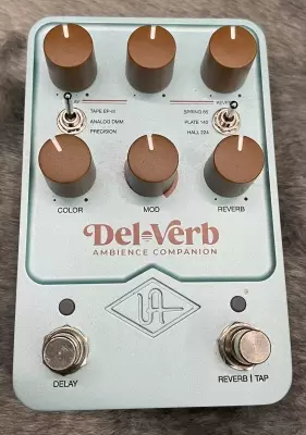 Store Special Product - Universal Audio - UA-GPM-DLVRB Reverb/Delay Pedal