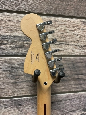 Squier - Standard Strat 6