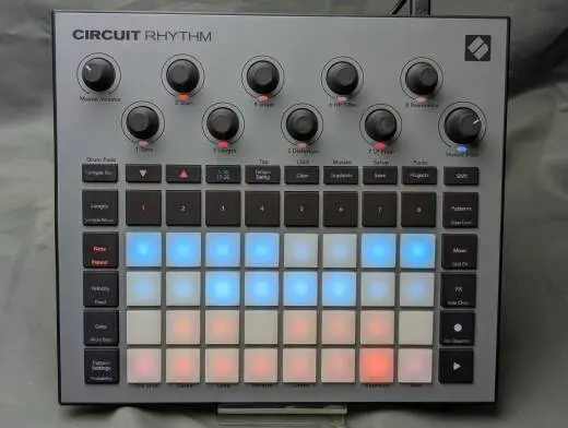 Novation - CIRCUIT RHYTHM PAD BASED GROOVE BOX